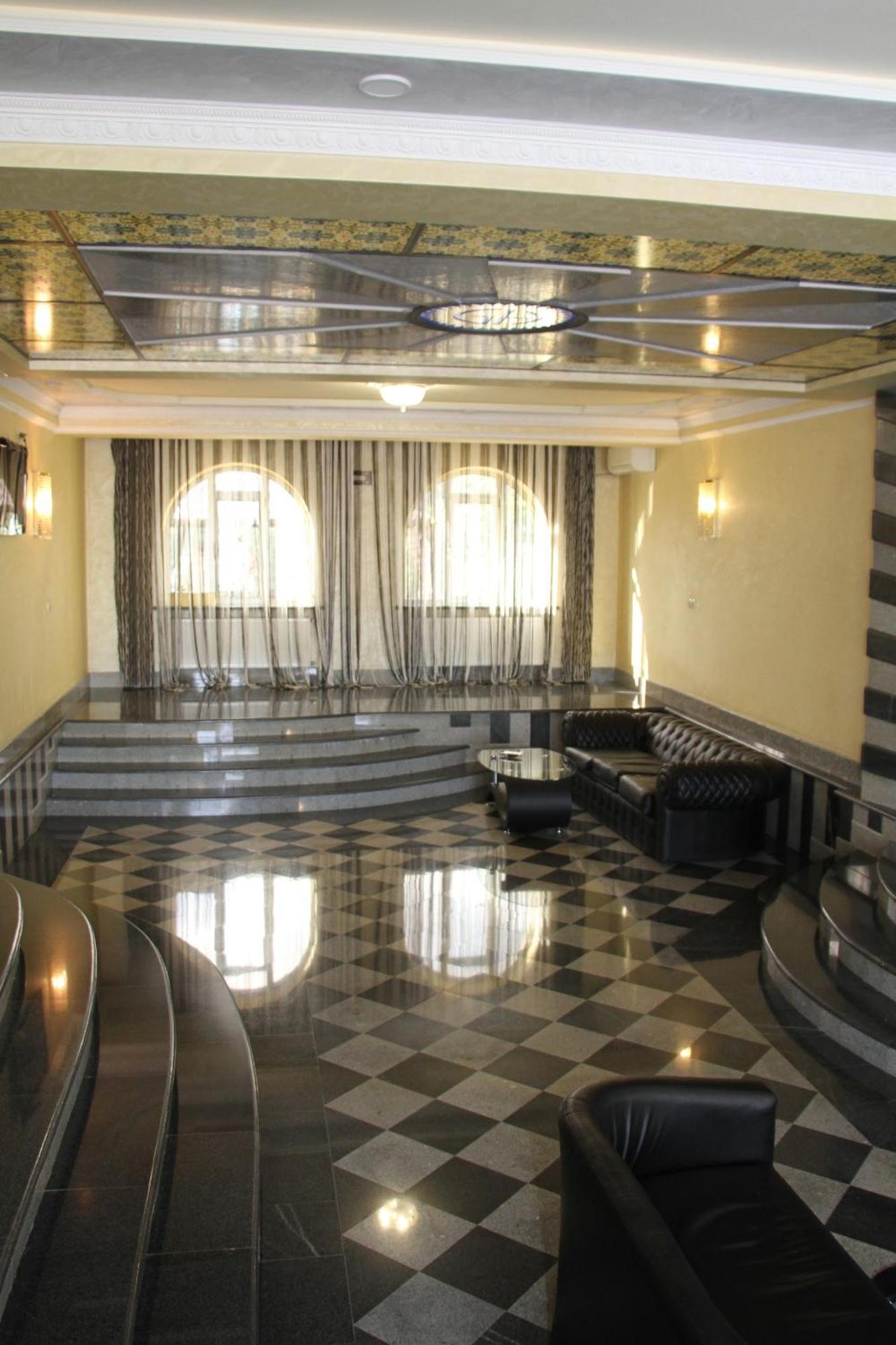 Grand Hotel Kapan, Armenia Exteriér fotografie